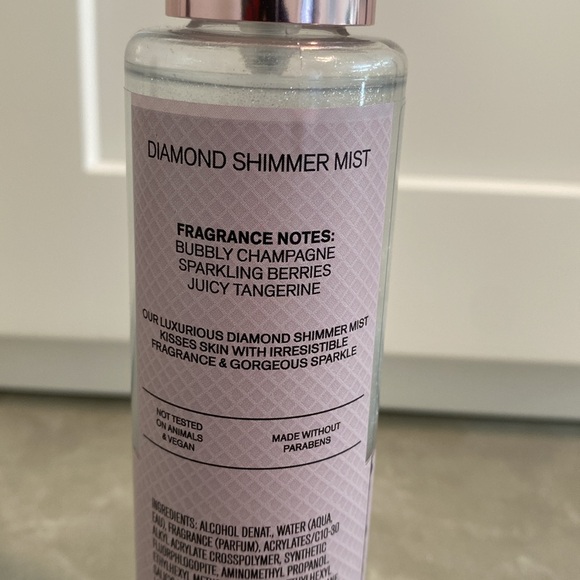Bath & Body Works Champagne Toast Diamond shimmer mist - Picture 5 of 5